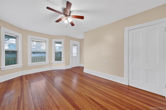 Building Photo - 11 Zimmer Ave