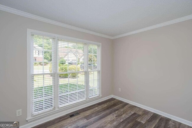 Building Photo - 612 Ridge Crossing Dr