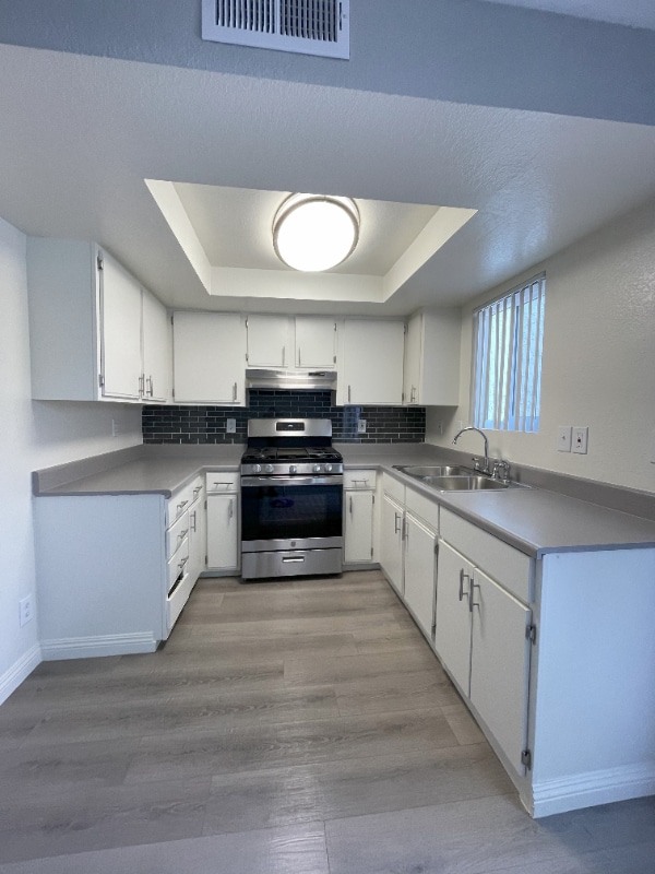 Foto del edificio - 17706 Scherzinger Ln