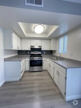 Building Photo - 17706 Scherzinger Ln