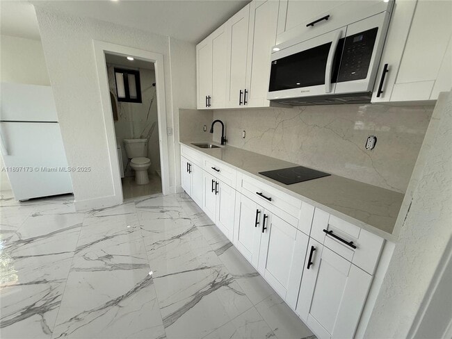 Foto del edificio - 9824 SW 26th Terrace