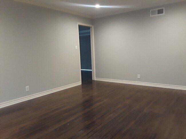 Foto del edificio - Great Location 3 Bed 2 Bath Home For Rent