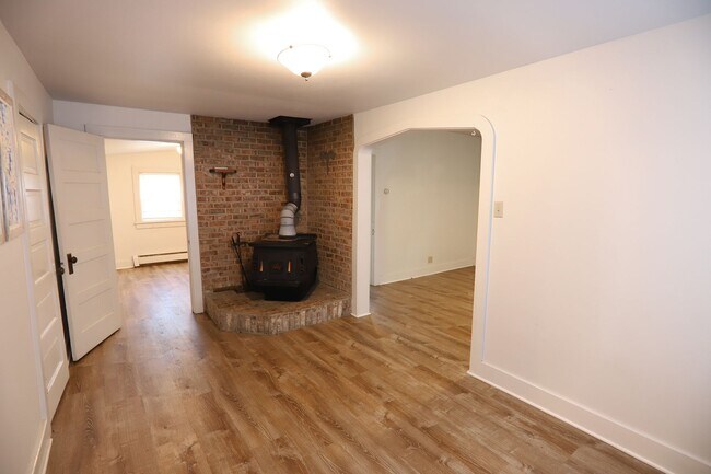 Foto del edificio - 1 bed 1 bath home along the river