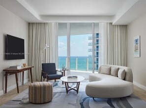 Building Photo - 525 N Fort Lauderdale Beach Blvd