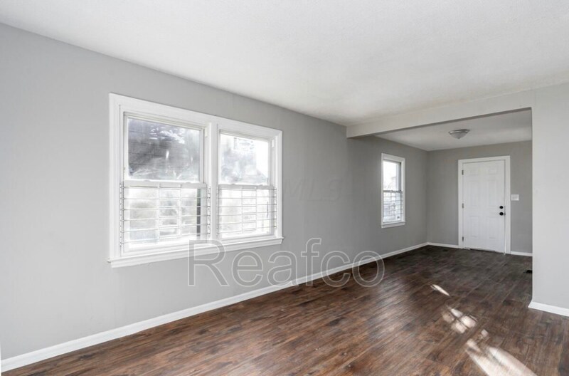 Building Photo - 1301-1303 E 26th Ave