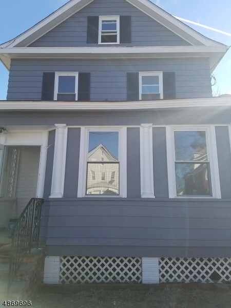 Foto del edificio - 126 Richards Ave