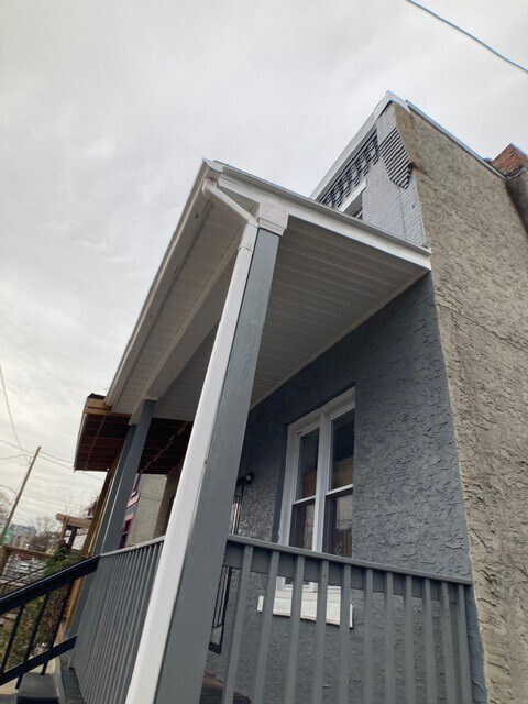 Foto del edificio - 758 N DeKalb St