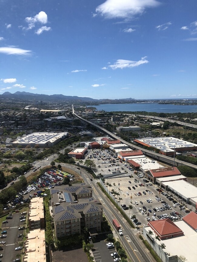Foto del edificio - Fabulous views from this 43rd floor Studio