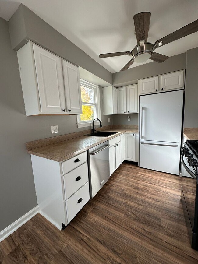 Foto del edificio - Cozy 2 bedroom 1 bathroom rental