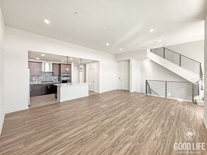 Building Photo - 2088 Bravo Loop