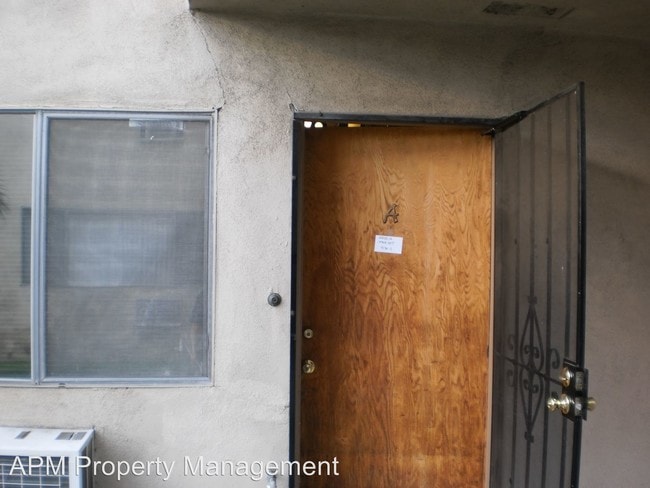 Building Photo - 6308-6312 Newlin Ave