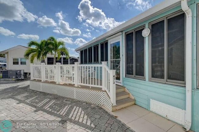 Building Photo - 473 Nettles Blvd