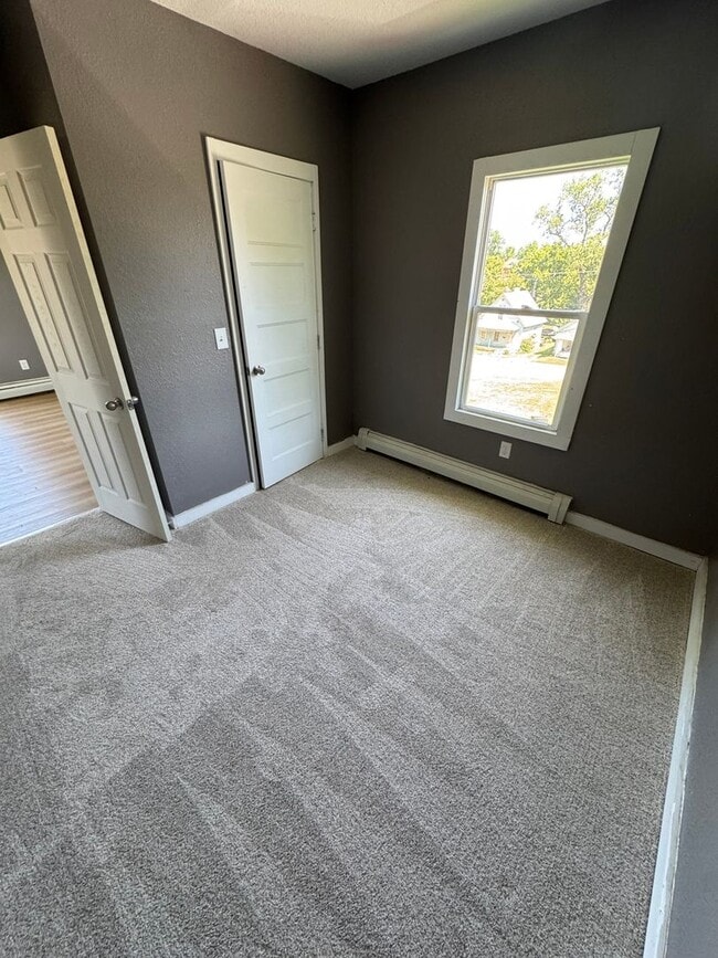 Building Photo - Charming 1BR Apartment in Centerville