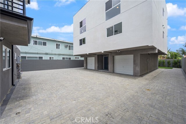 Foto principal - 7308 Independence Ave