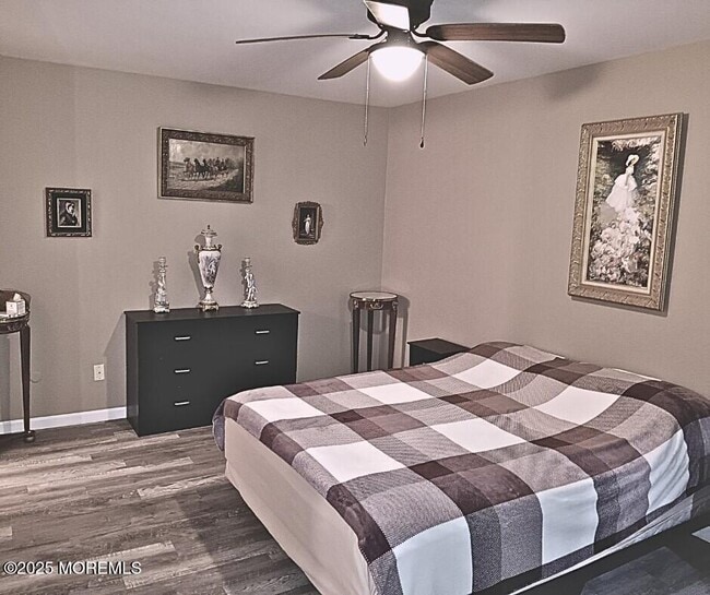 Building Photo - 54 Amberly Dr