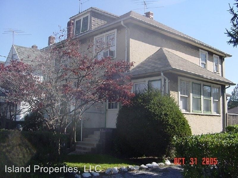 45 South St, Oyster Bay, NY 11771 Condo for Rent in Oyster Bay, NY