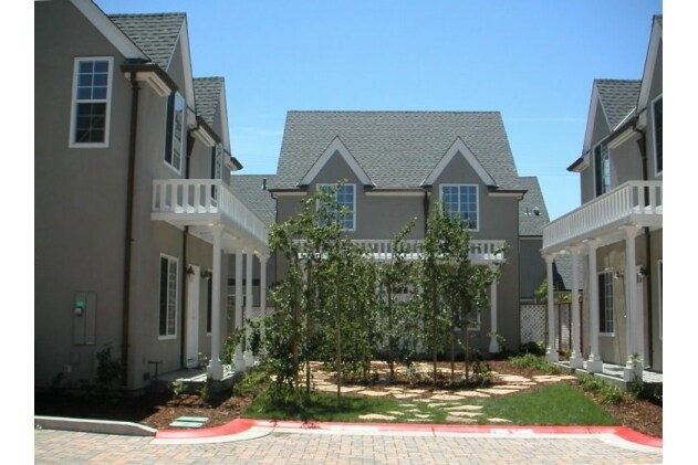 Building Photo - 550-590 Penny Ln
