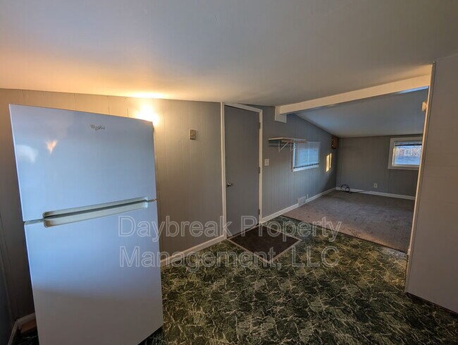 Foto del edificio - 719 Richwood Rd