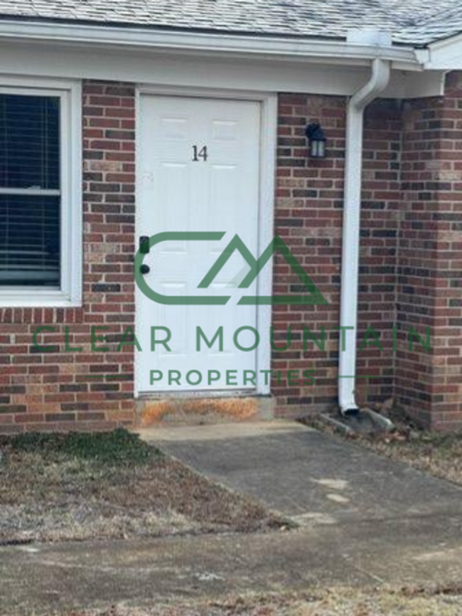 Building Photo - MOVE-IN SPECIAL!!! Updated 2 Bedroom Apart...