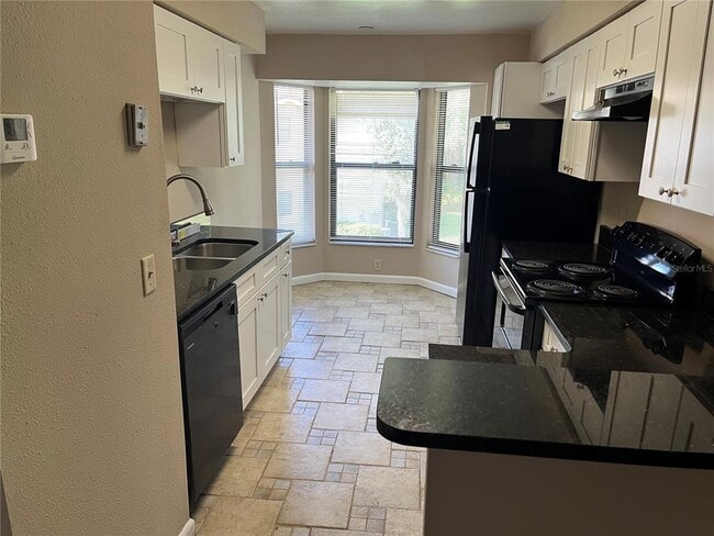 Foto del edificio - 7535 Sugar Bend Dr