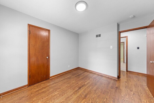 Foto del edificio - Cozy 3-Bedroom Home in Ferguson – $1,499/m...