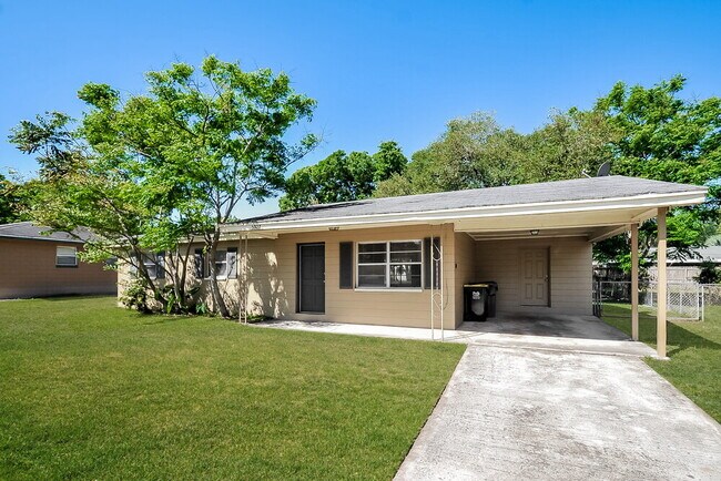 Foto del edificio - 5927 Stokes Rd