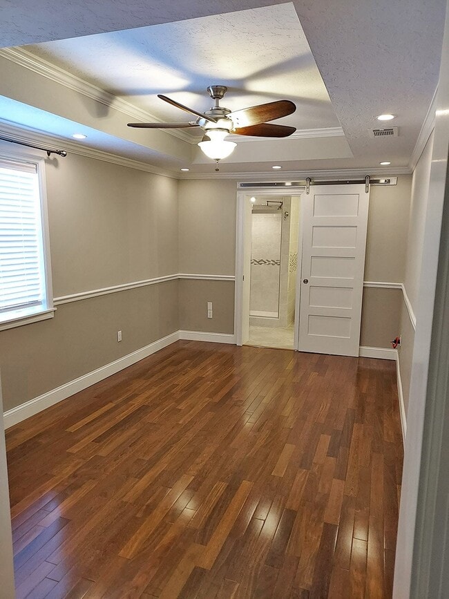 Building Photo - 344 Vesta Cir