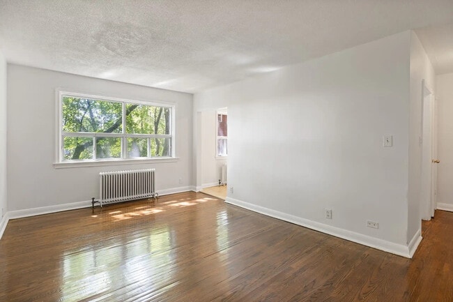 Building Photo - Folcroft Apartments