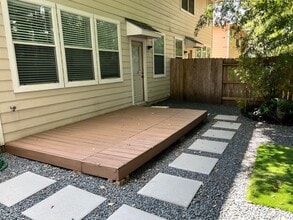 Building Photo - 114 N Camellia Grove Cir