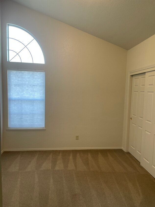 966 E Yosemite Ave Unit 966 E Yosemite, Merced, CA 95340 Condo for