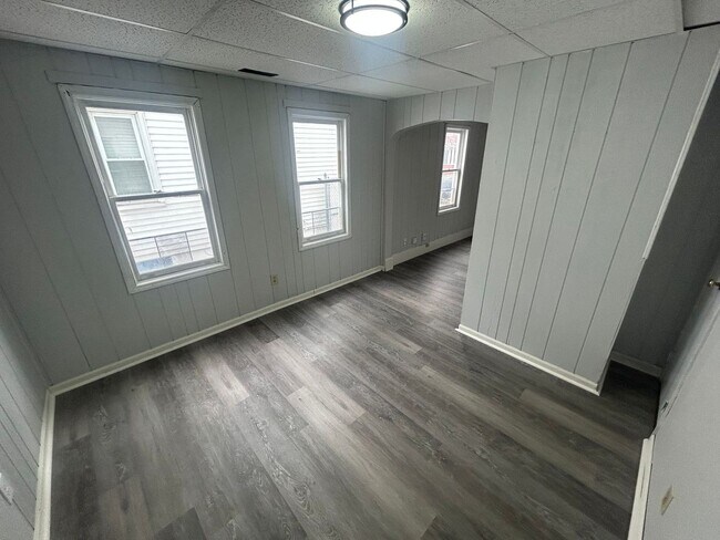 Foto del edificio - 535 Milton St