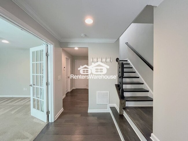Building Photo - 521 Charles Porteus Ln