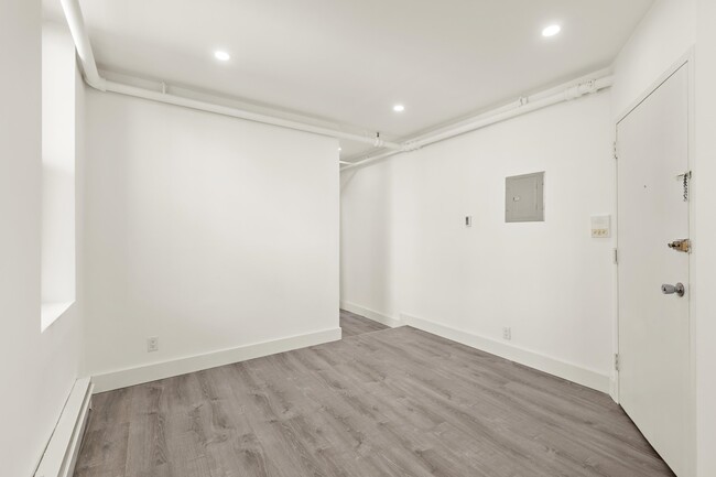 Foto del edificio - 235 Monroe St