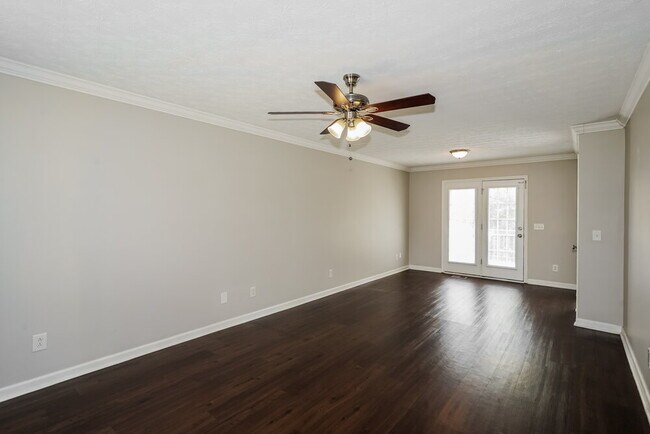 Foto del edificio - 1560 Brick Dr