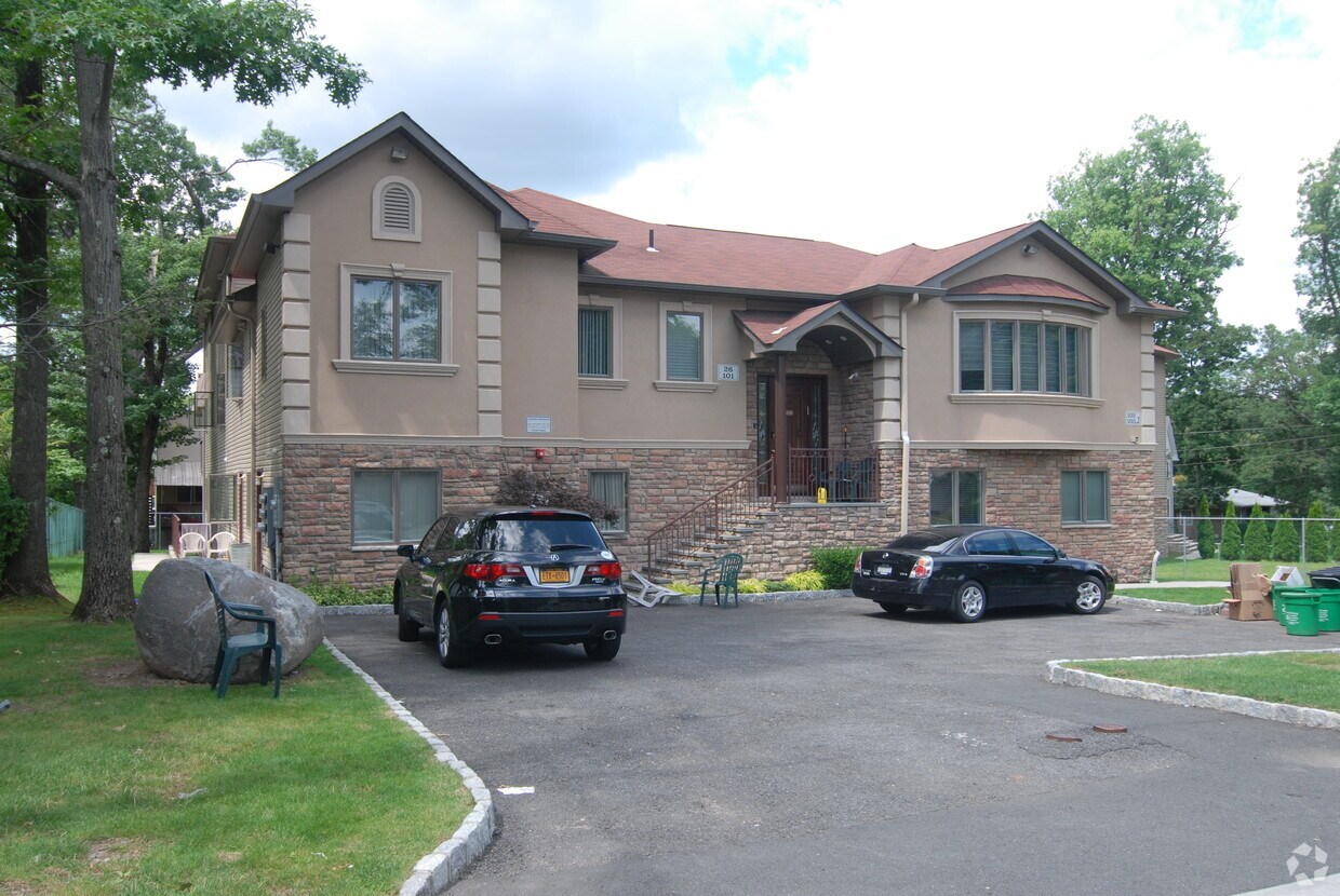 26 Ellish Pky, Spring Valley, NY 10977 Apartments in Spring Valley