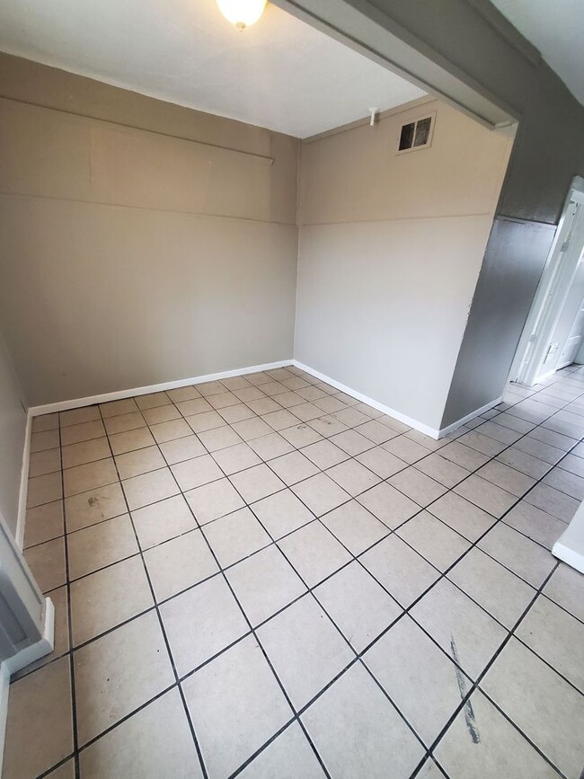 Foto del edificio - 3170 N 7th St