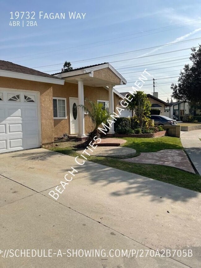 Beautiful 4 bedroom 2 bath home located in... House Rental in Cerritos, CA