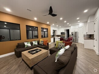 Building Photo - 3273 Hedwig Rd