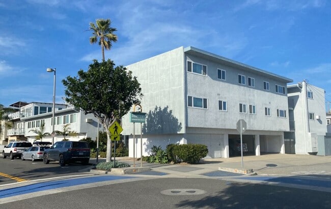 Building Photo - 1000 Highland Ave