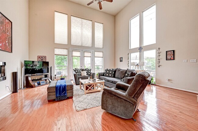 Foto del edificio - 1302 Emancipation Ave