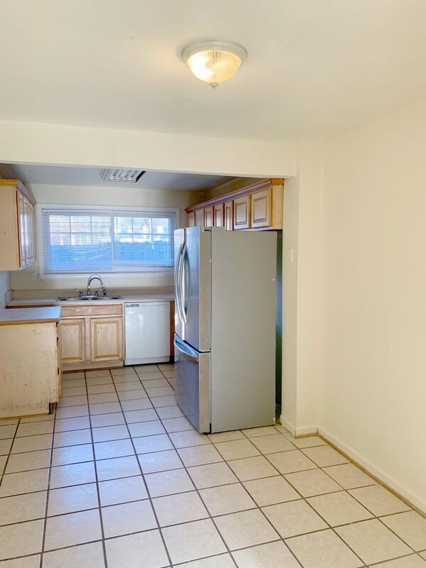 Foto del edificio - 8602 Middle Rd