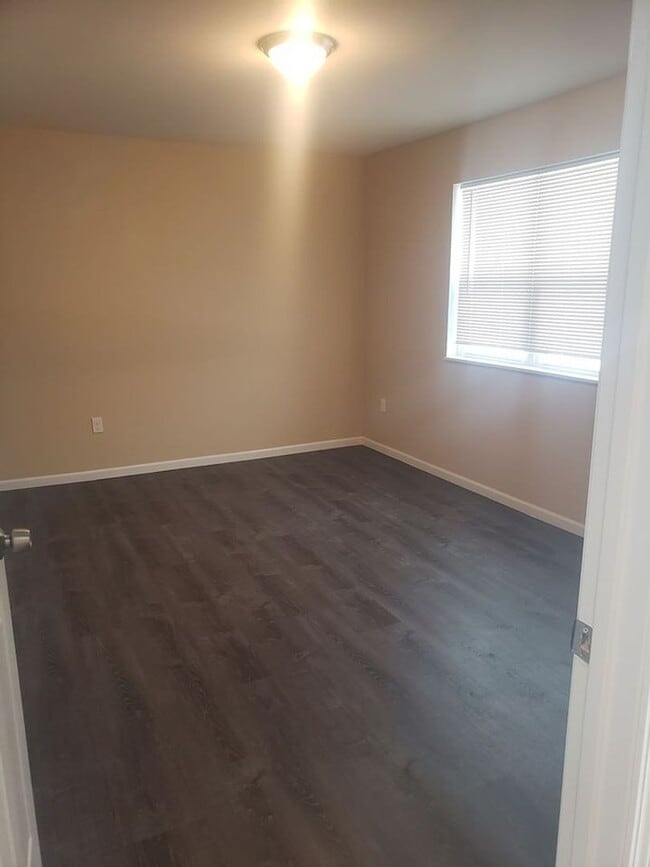 Foto del edificio - 2 Bedroom Duplex