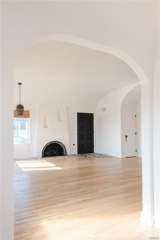 Building Photo - 912 8th Pl