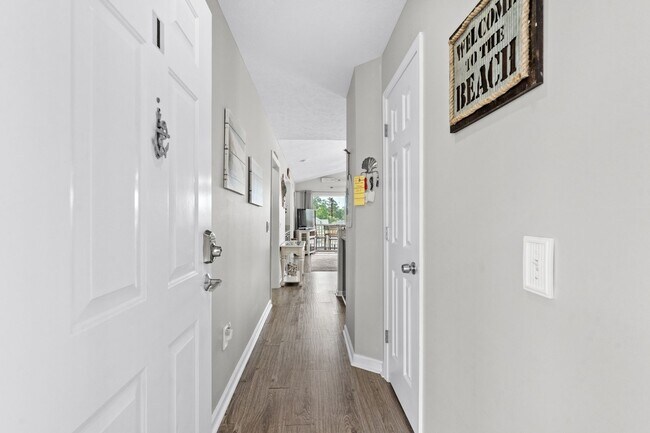 Building Photo - All Inclusive Seasonal Rental Available 11...