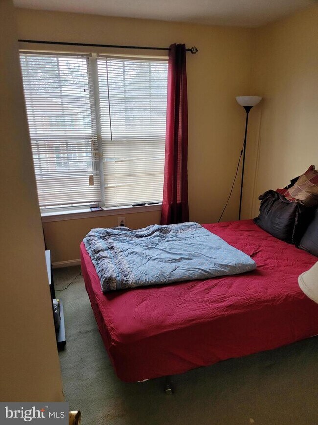 Foto del edificio - 7251 Morrison Dr