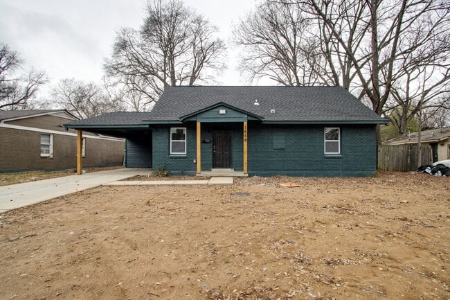 Photo - 1669 Baine Ave House