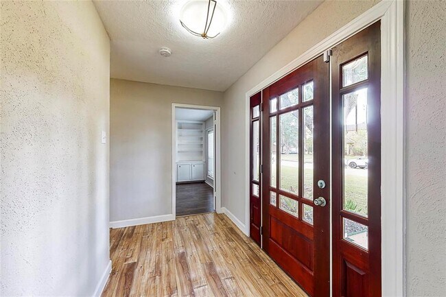 Foto del edificio - 4311 Stacy St