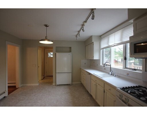 Building Photo - 100 Fairmount Ave