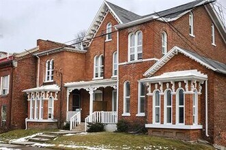 Building Photo - 197 Walton St