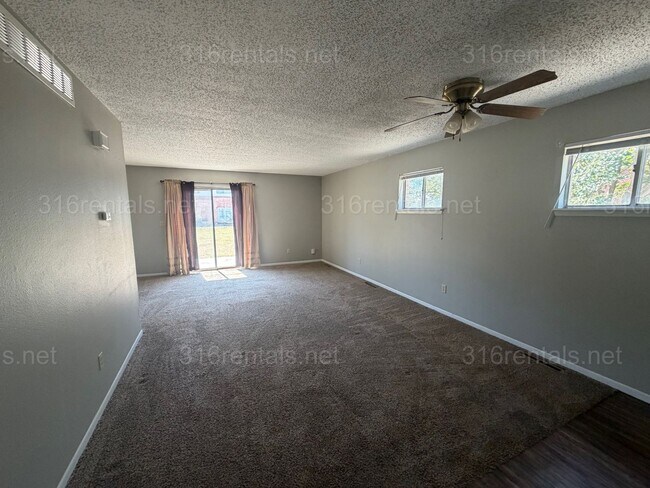 Foto del edificio - 729 Westhaven Dr